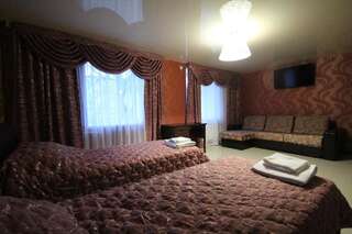 Гостиница Френдс Волгоград Улучшенный двухместный номер Делюкс с 1 кроватью или 2 отдельными кроватями-2