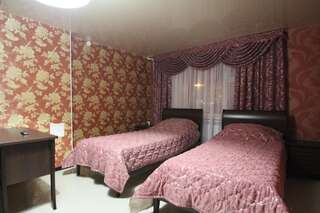 Гостиница Френдс Волгоград Двухместный номер «Комфорт» с 2 отдельными кроватями-3